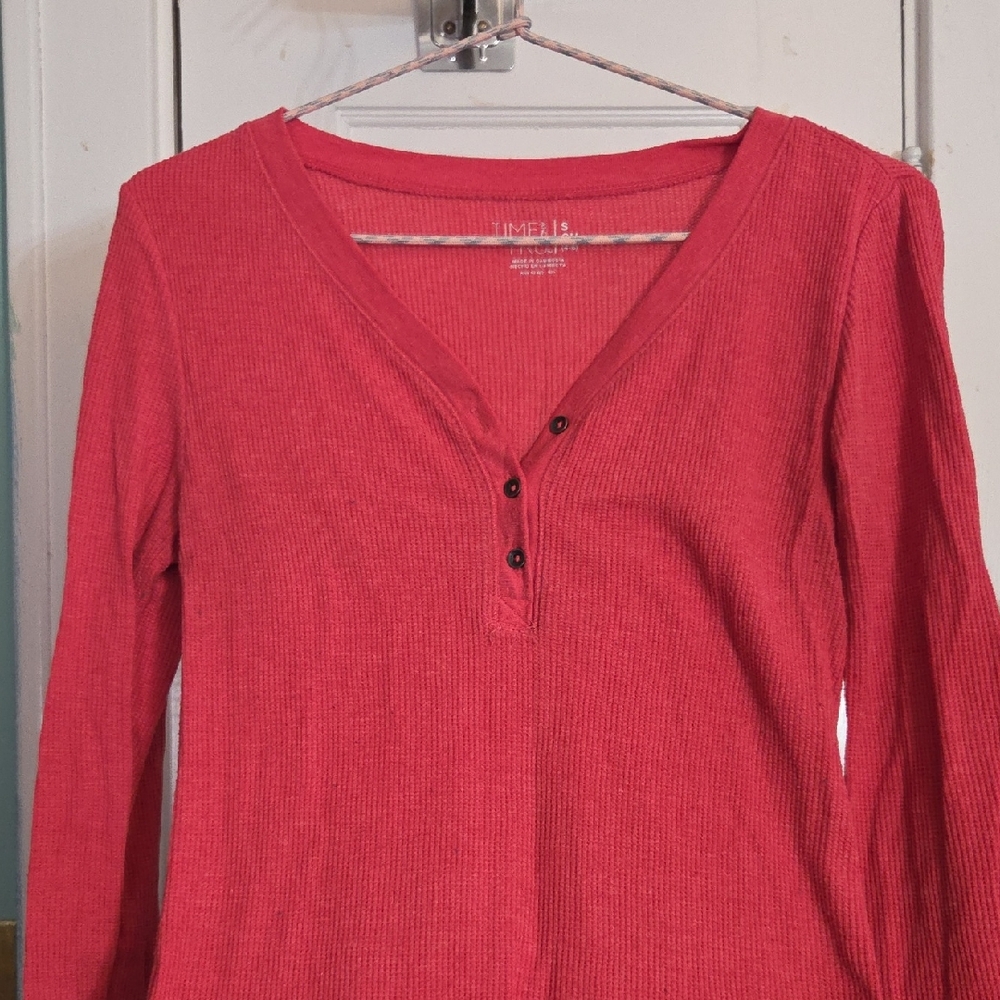 Time and Tru Women's Red Henley Long Sleeve Top